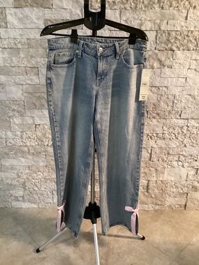 No Boundaries Side Bow Baggy Jeans (NWT)